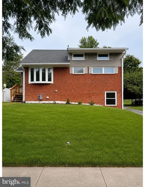 816 CROTHERS LANE