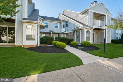 1104 MEWS DRIVE #1104