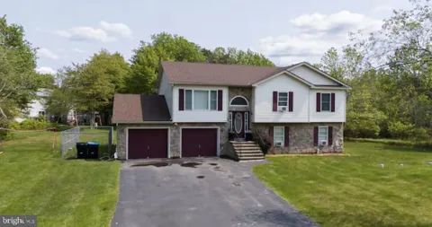 449 CLEARVIEW DRIVE