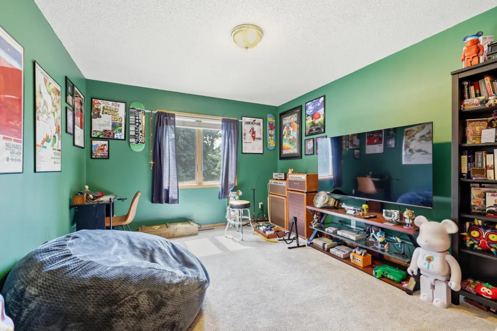 2640 Pine Ridge Boulevard Red Wing, MN 55066