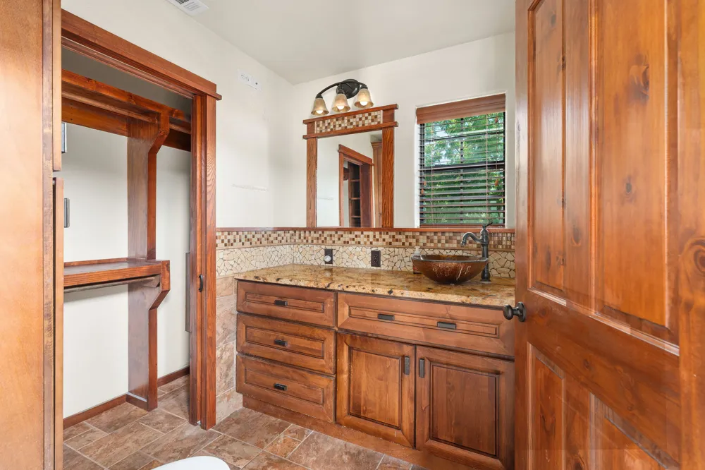 137 Hill Drive Granite Shoals, TX 78654