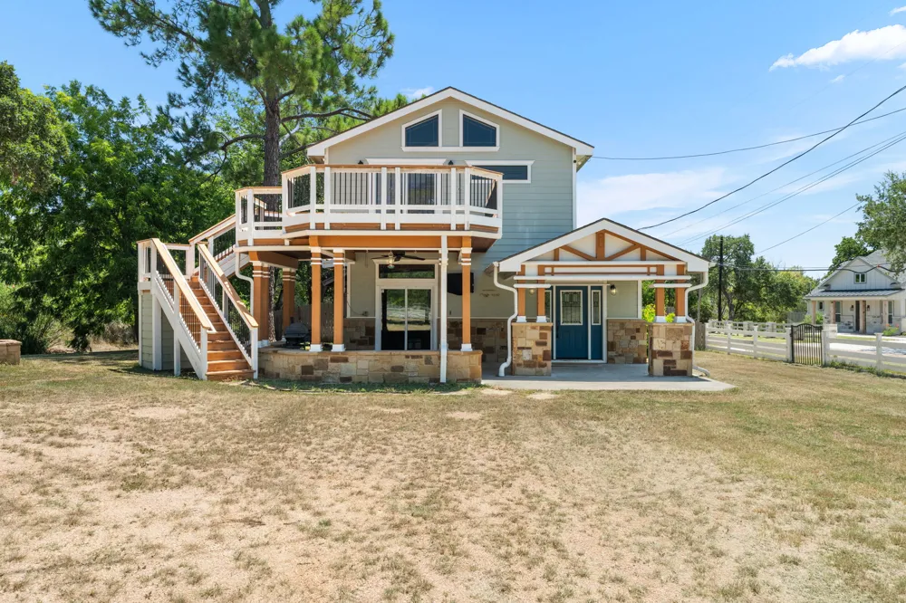 137 Hill Drive Granite Shoals, TX 78654
