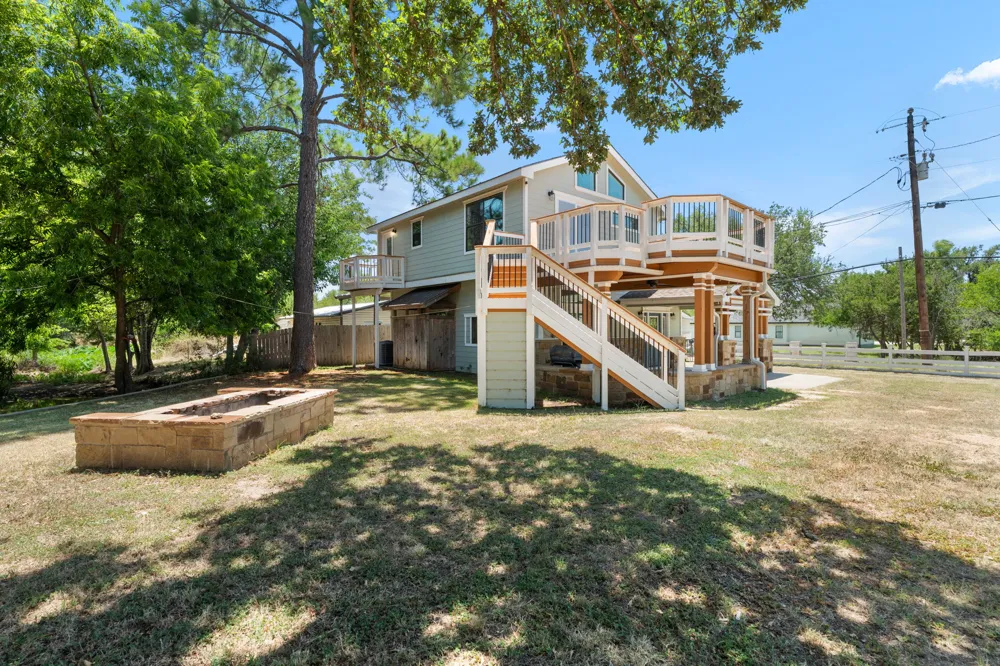 137 Hill Drive Granite Shoals, TX 78654