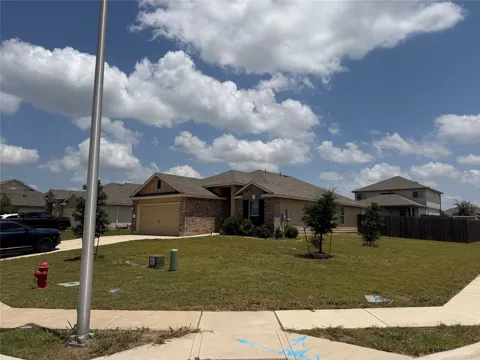 224 Blooming Trail