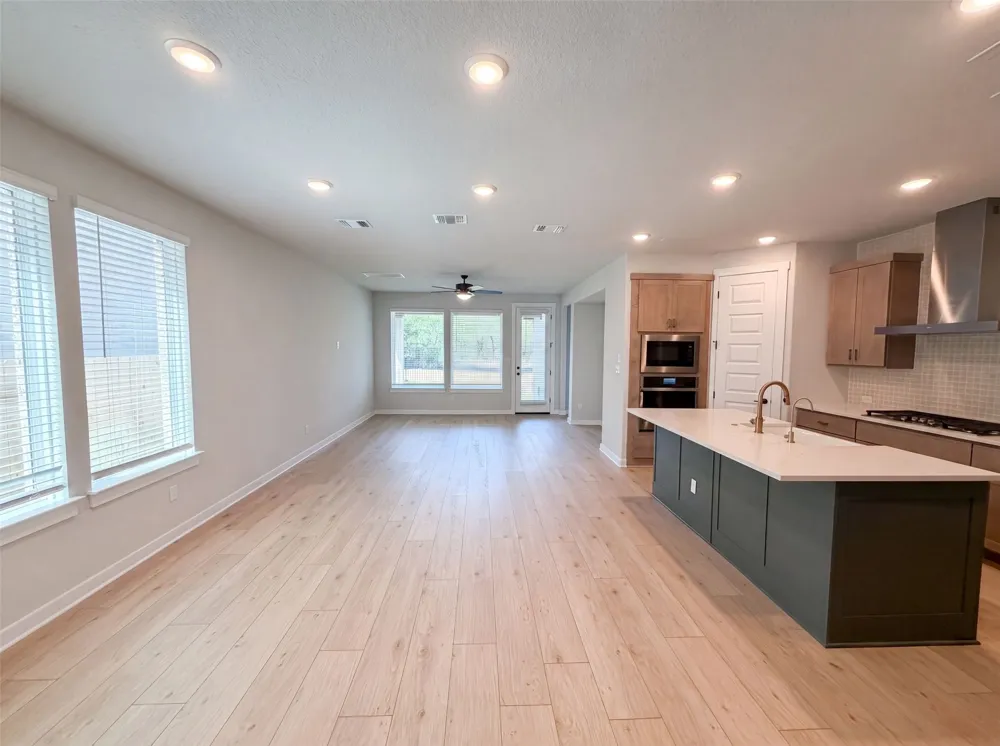 125 High Valley Drive Liberty Hill, TX 78642