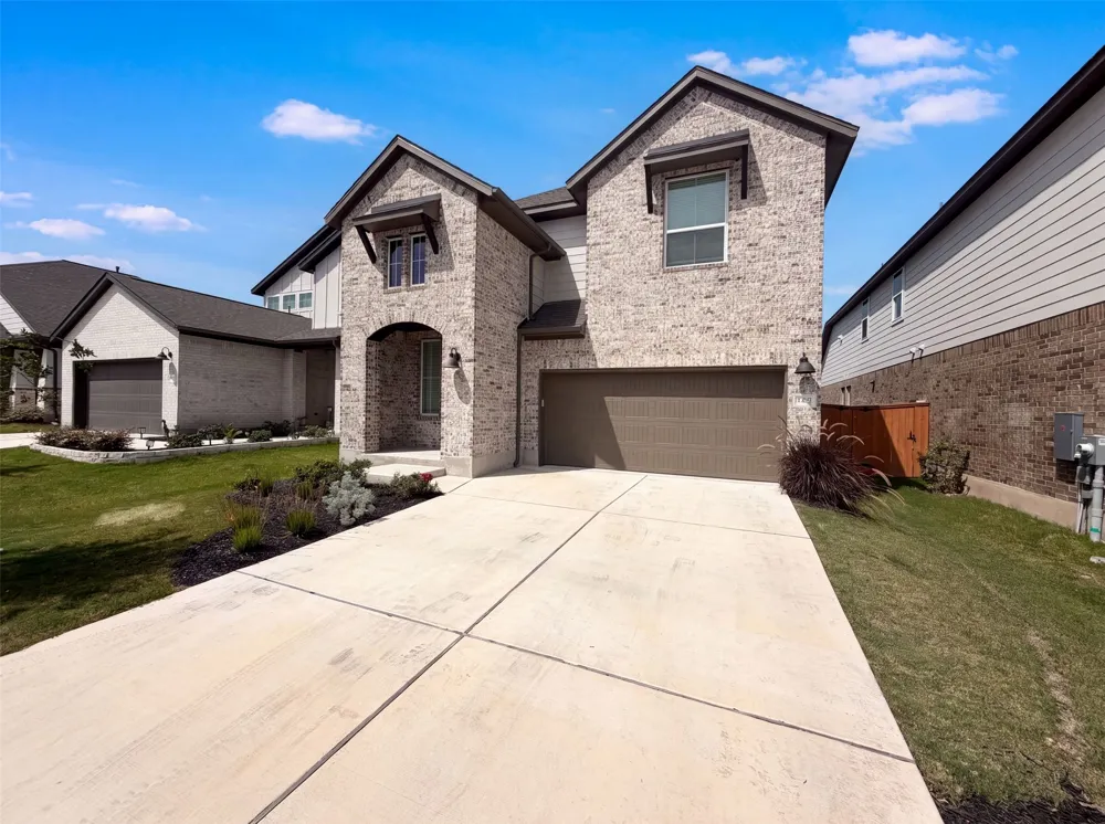 125 High Valley Drive Liberty Hill, TX 78642
