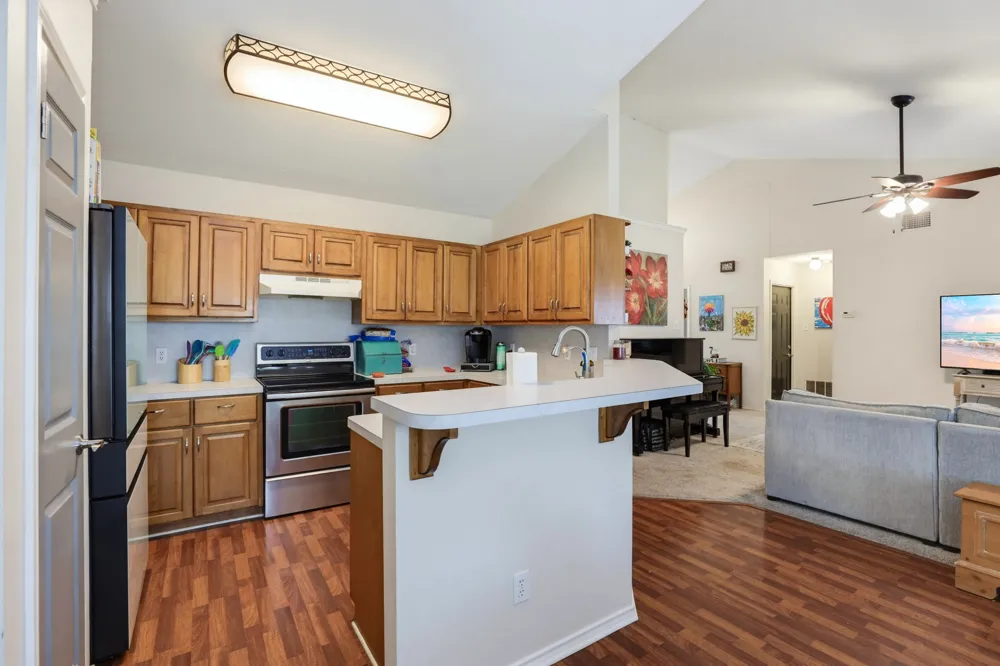 1001 Travis Street Lockhart, TX 78644