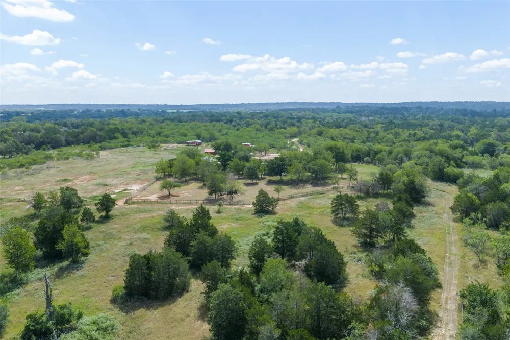 577 Herron Trail McDade, TX 78650