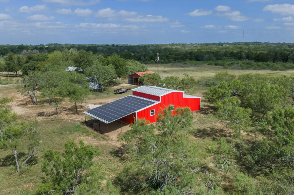 577 Herron Trail McDade, TX 78650