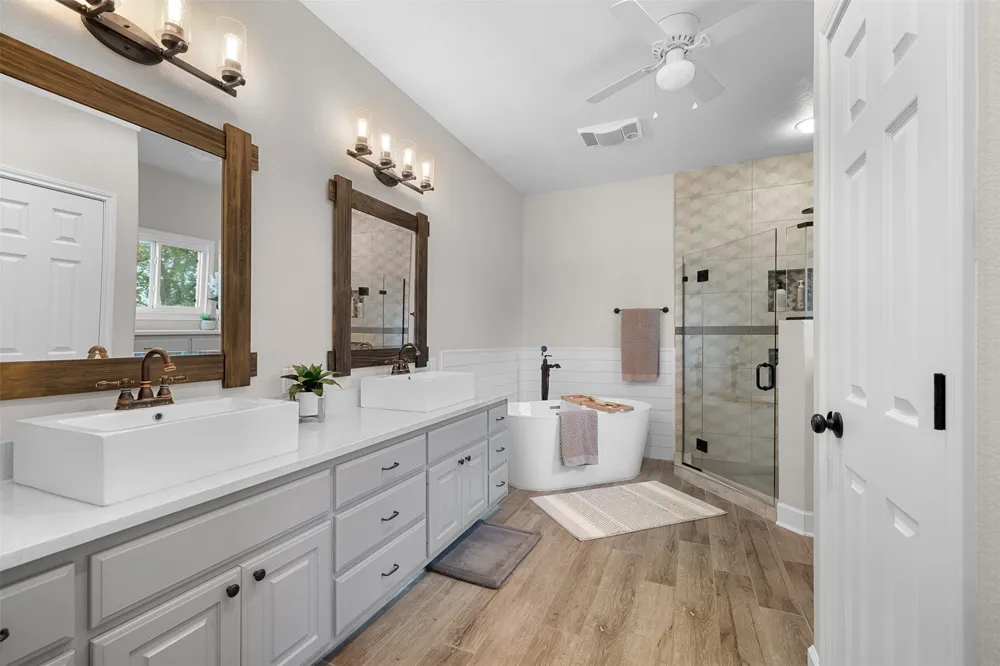 577 Herron Trail McDade, TX 78650