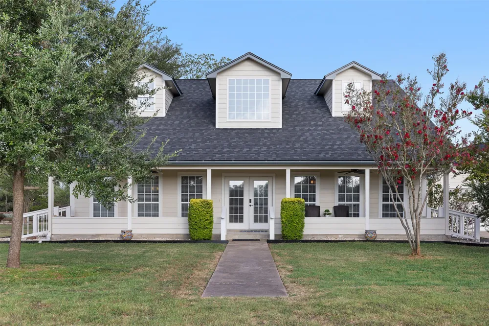 577 Herron Trail McDade, TX 78650