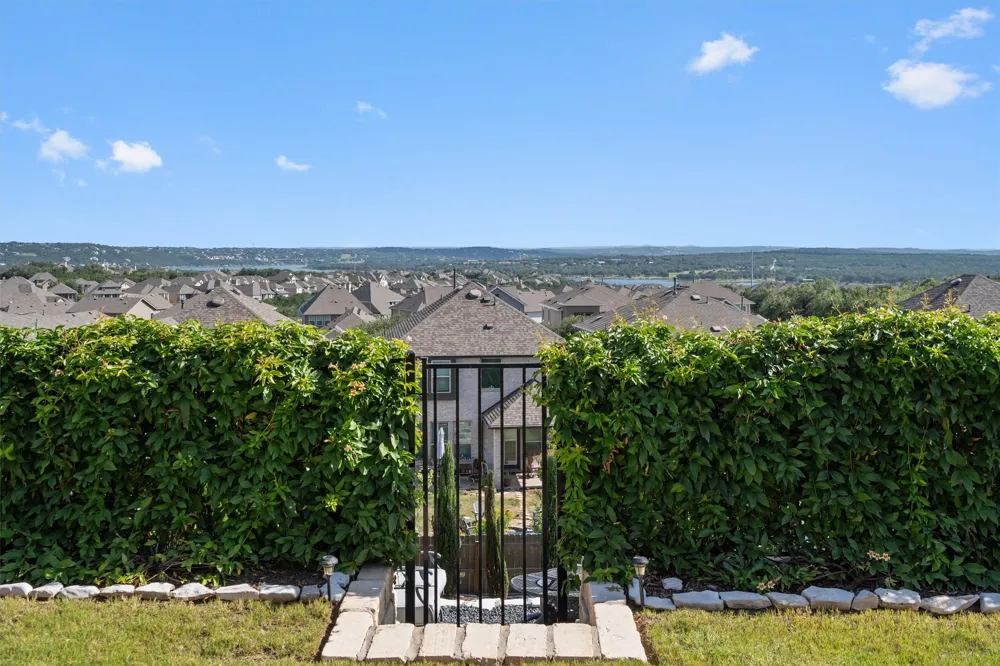 8025 Copper Prairie Bend Lago Vista, TX 78645