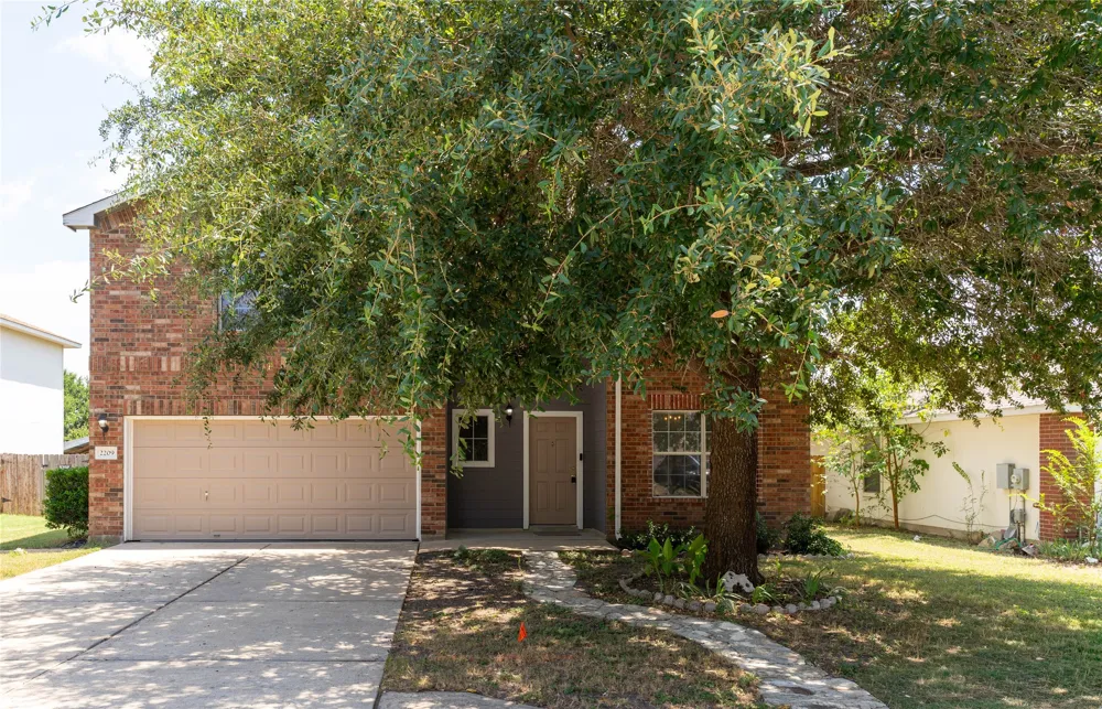 2209 Canvas Back Drive Taylor, TX 76574