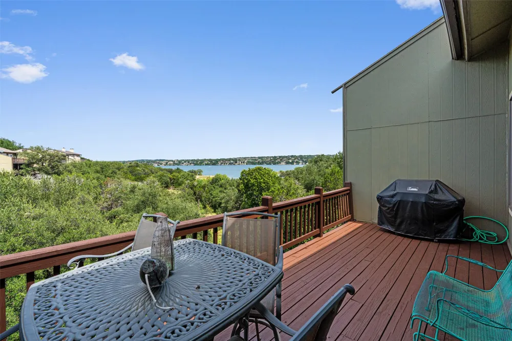 113 Comanche Point Point Venture, TX 78645