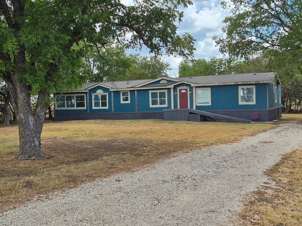 1120 Battle Lake Road Hallsburg, TX 76682
