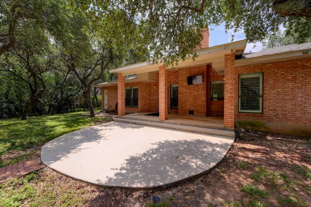 14192 Antonio Drive Helotes, TX 78023