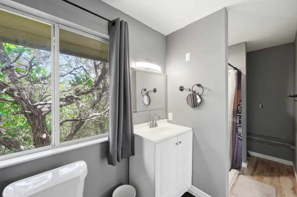 14192 Antonio Drive Helotes, TX 78023