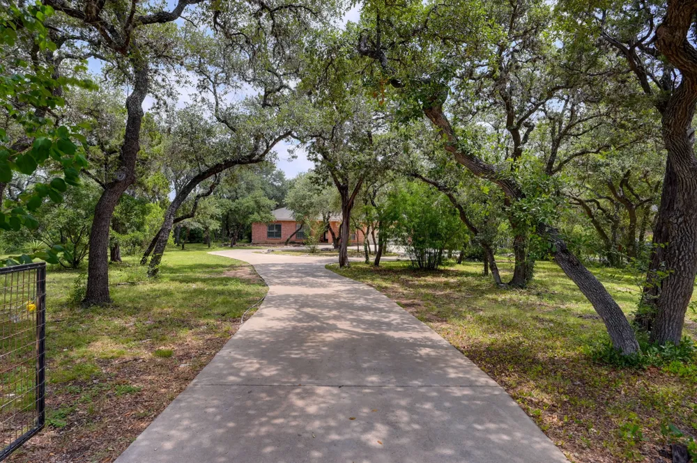 14192 Antonio Drive Helotes, TX 78023