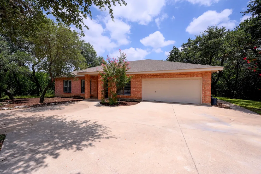 14192 Antonio Drive Helotes, TX 78023