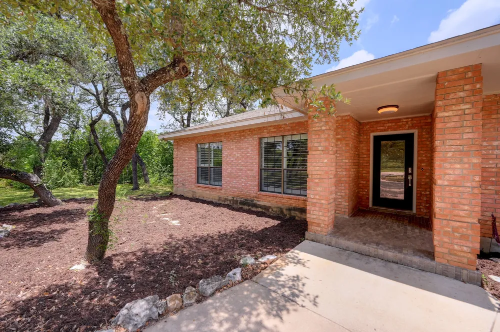 14192 Antonio Drive Helotes, TX 78023