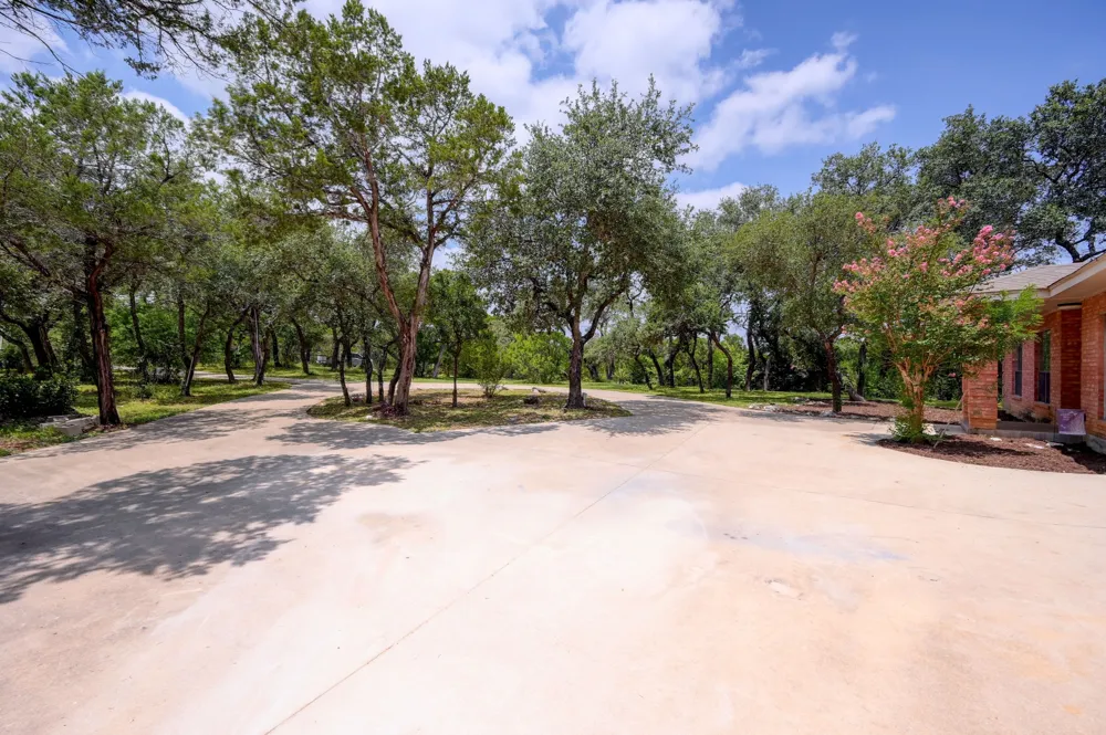 14192 Antonio Drive Helotes, TX 78023