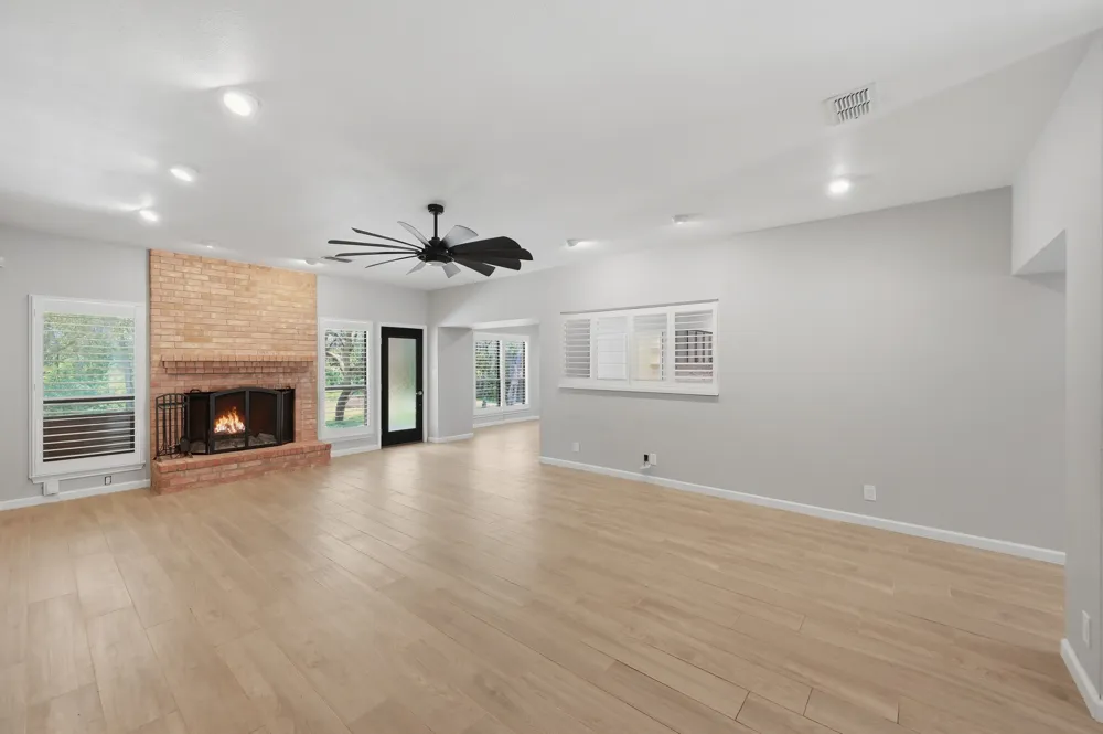 14192 Antonio Drive Helotes, TX 78023