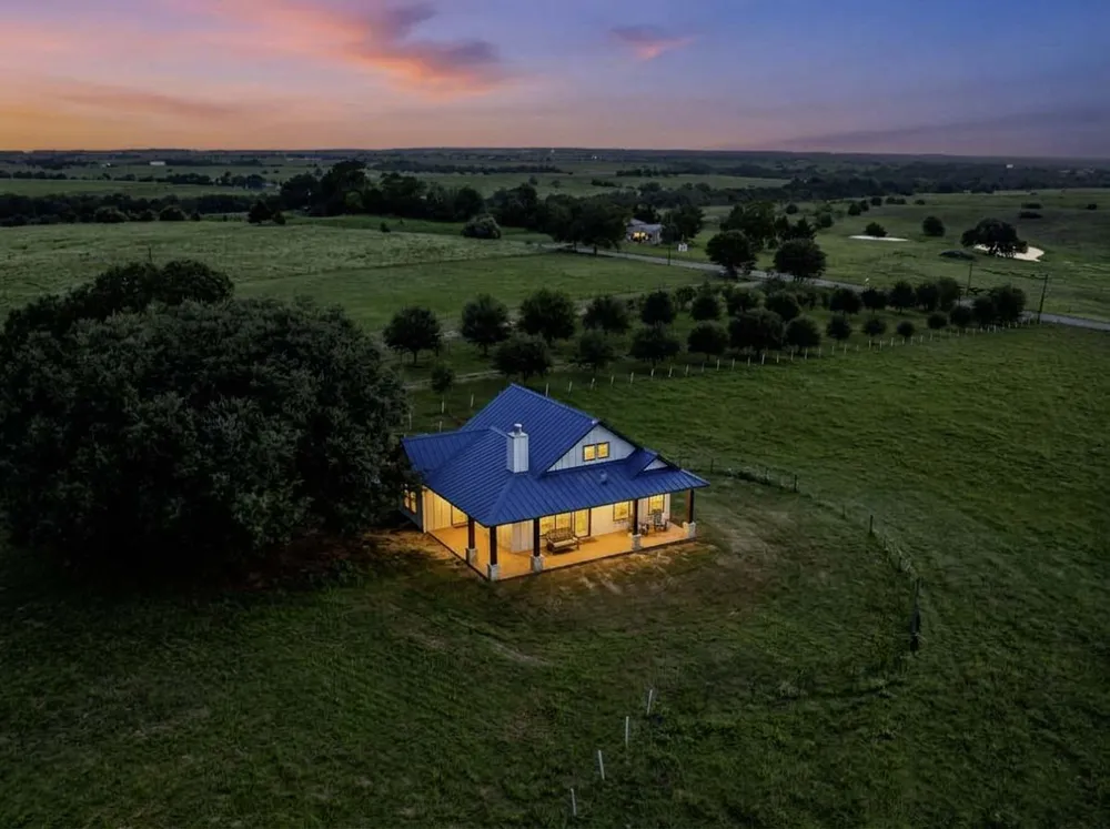 2610 FM 1965 La Grange, TX 78945