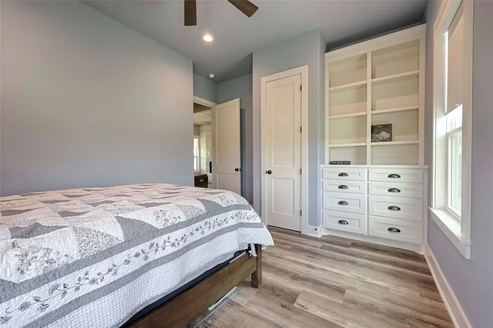 2610 FM 1965 La Grange, TX 78945