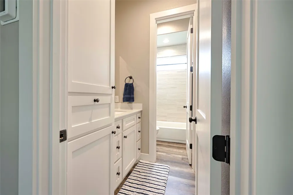 2610 FM 1965 La Grange, TX 78945