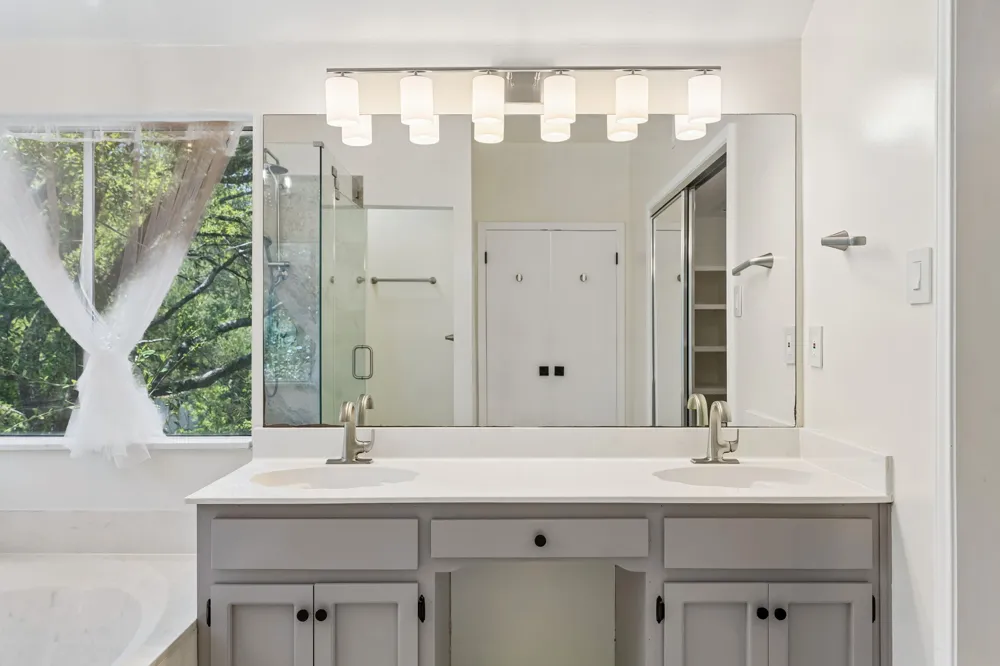 3609 Latimer Drive Austin, TX 78732