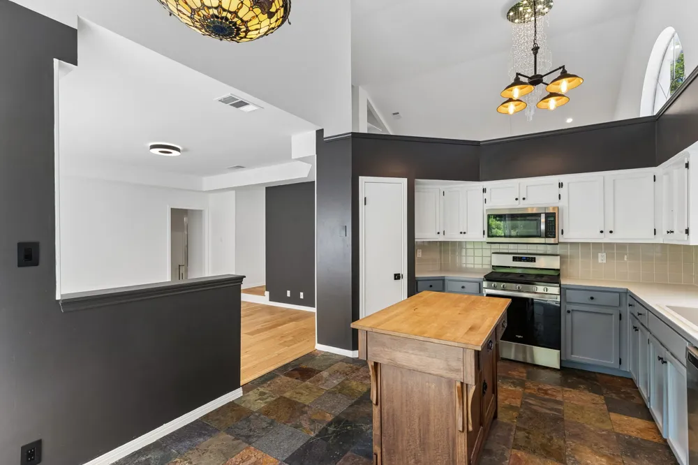 3609 Latimer Drive Austin, TX 78732