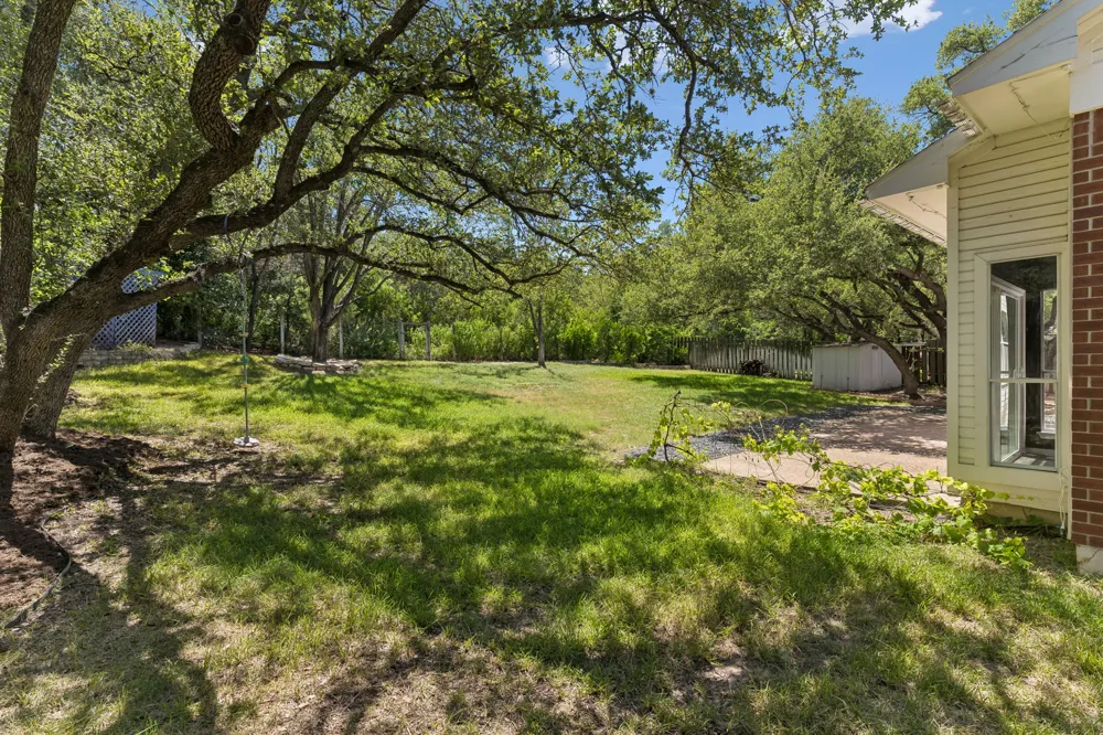 3609 Latimer Drive Austin, TX 78732
