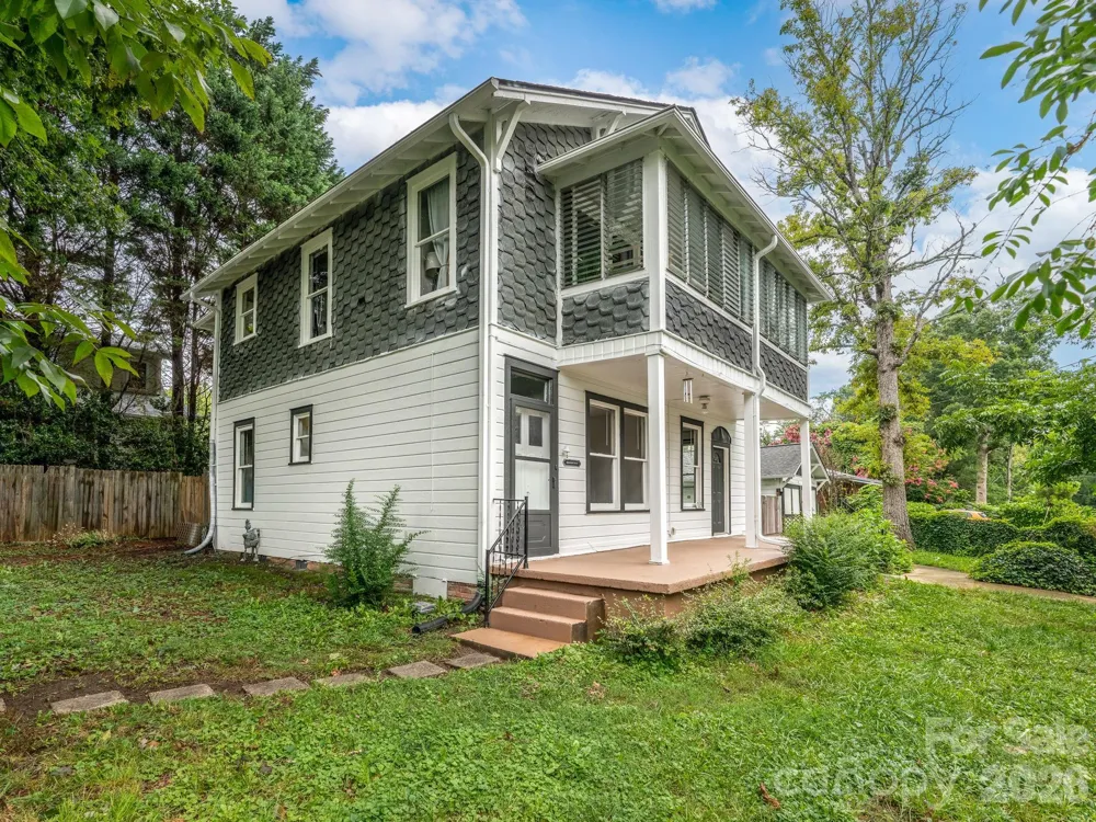 111-113 Stewart Street Hendersonville, NC 28792