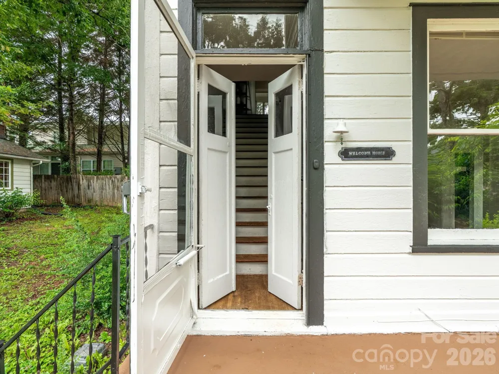 111-113 Stewart Street Hendersonville, NC 28792