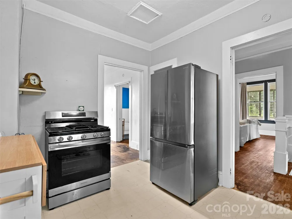 111-113 Stewart Street Hendersonville, NC 28792