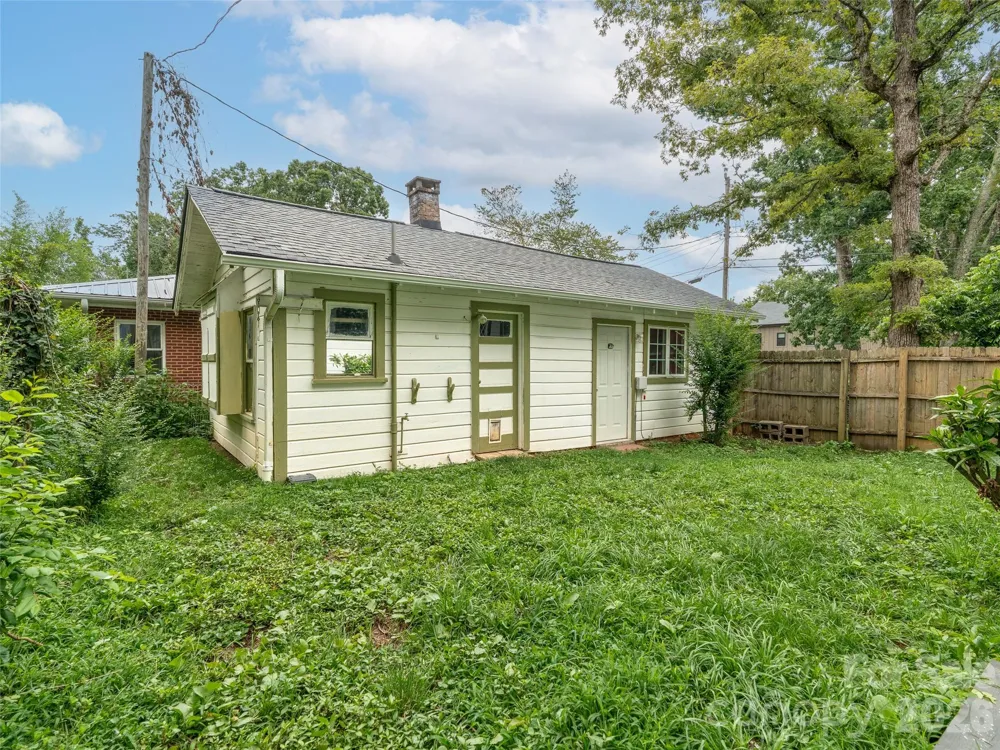 111-113 Stewart Street Hendersonville, NC 28792
