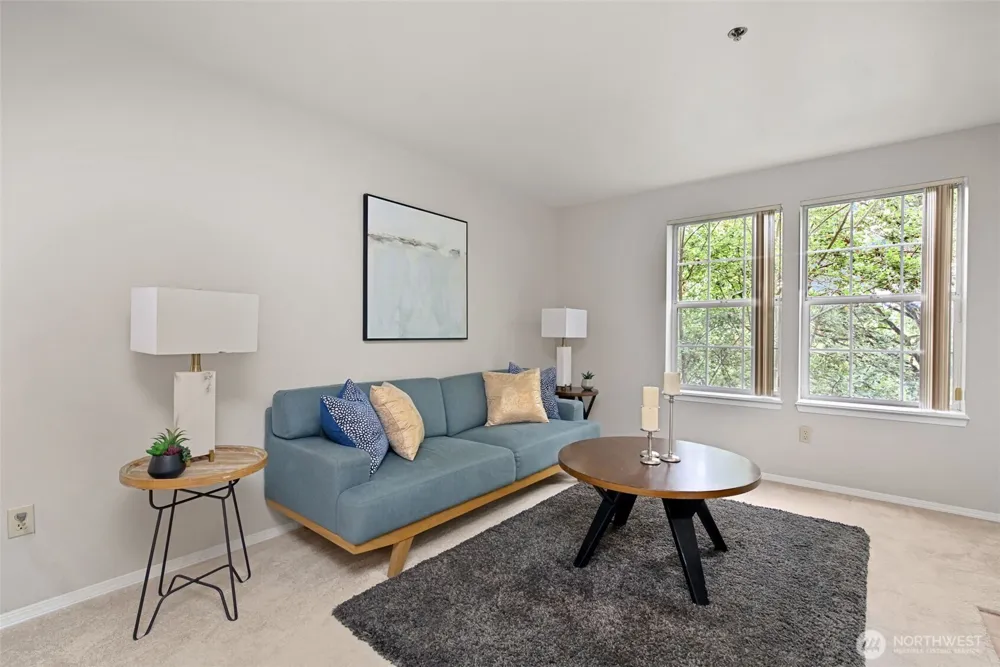 2560 118th Avenue SE #3-201 Bellevue, WA 98005