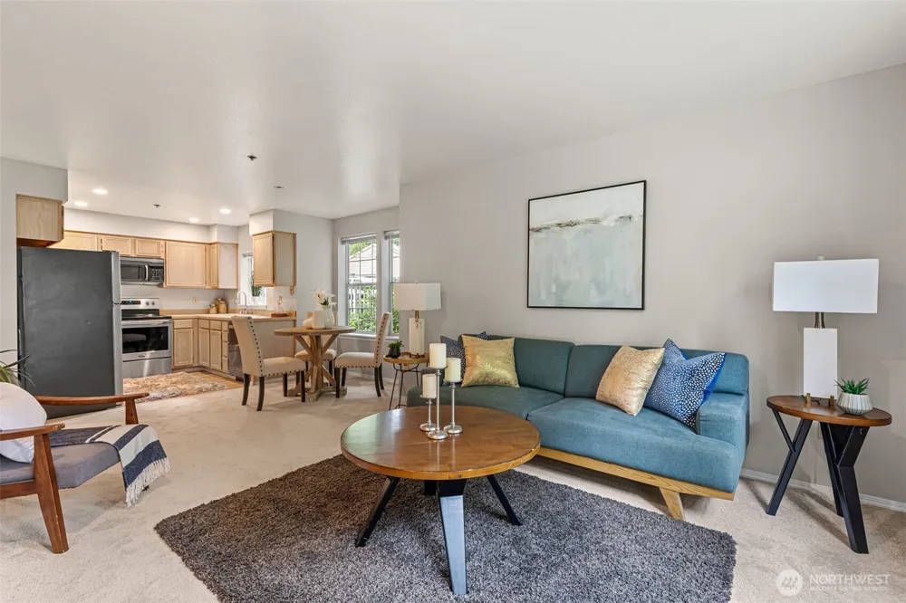2560 118th Avenue SE #3-201 Bellevue, WA 98005