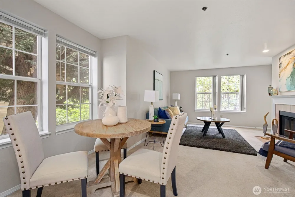 2560 118th Avenue SE #3-201 Bellevue, WA 98005
