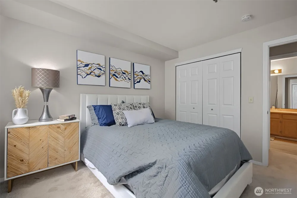 2560 118th Avenue SE #3-201 Bellevue, WA 98005