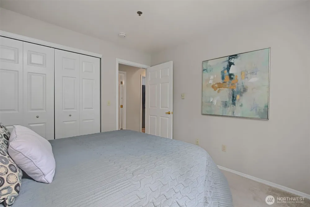 2560 118th Avenue SE #3-201 Bellevue, WA 98005