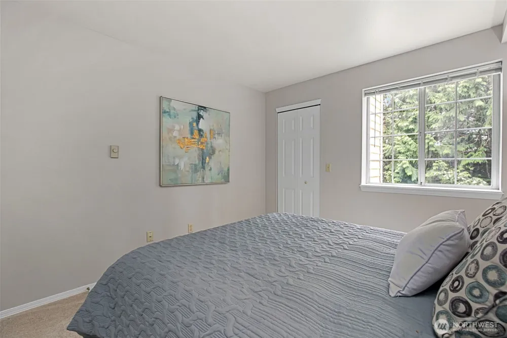 2560 118th Avenue SE #3-201 Bellevue, WA 98005