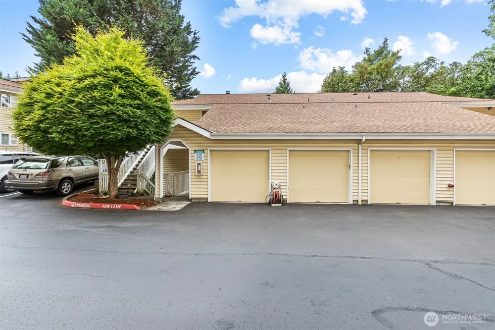 2560 118th Avenue SE #3-201 Bellevue, WA 98005