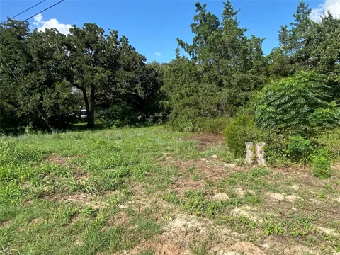 571 Railroad St Road