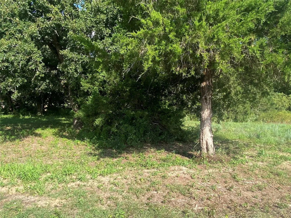 571 Railroad St Road Somerville, TX 77879