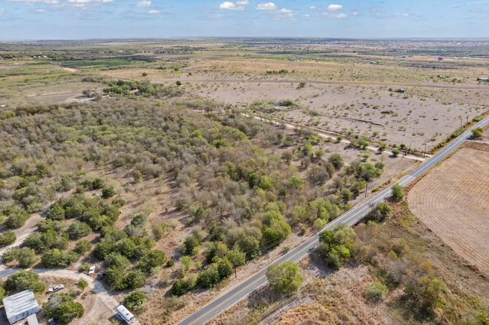 13800 Hokanson Road Del Valle, TX 78617