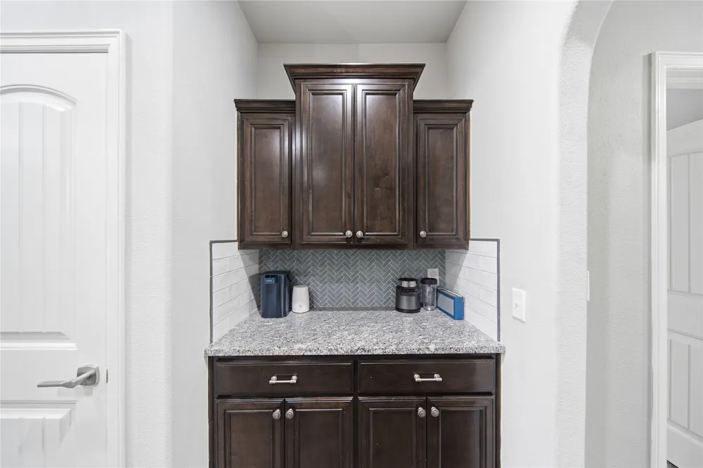 6812 S Elder Avenue Broken Arrow, OK 74011