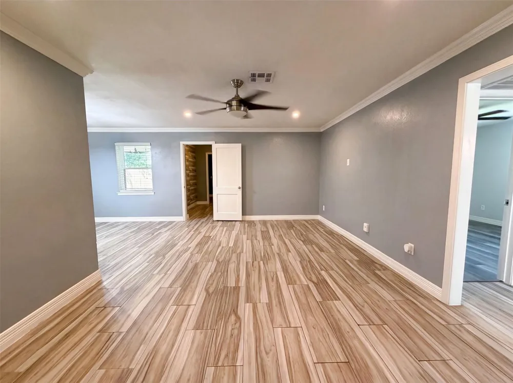 9314 Deanwood Street Houston, TX 77040