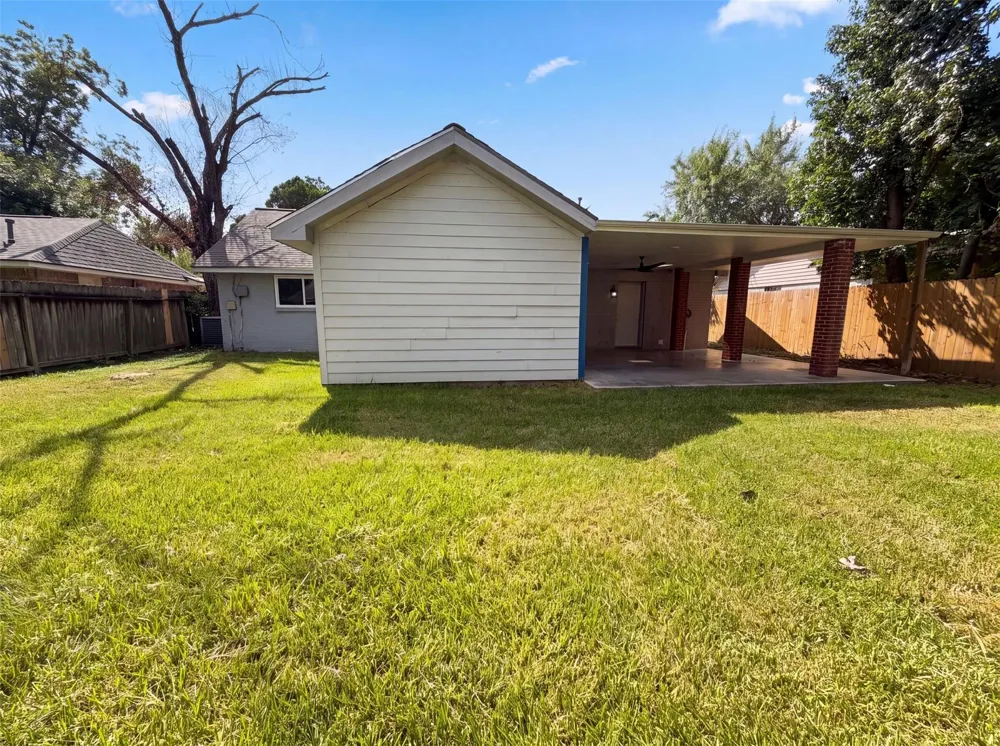 9314 Deanwood Street Houston, TX 77040