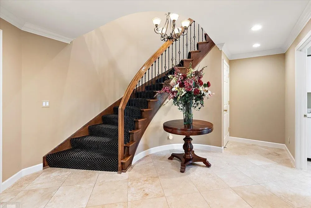 26151 Harbour Pointe Drive Harrison Charter Township, MI 48045